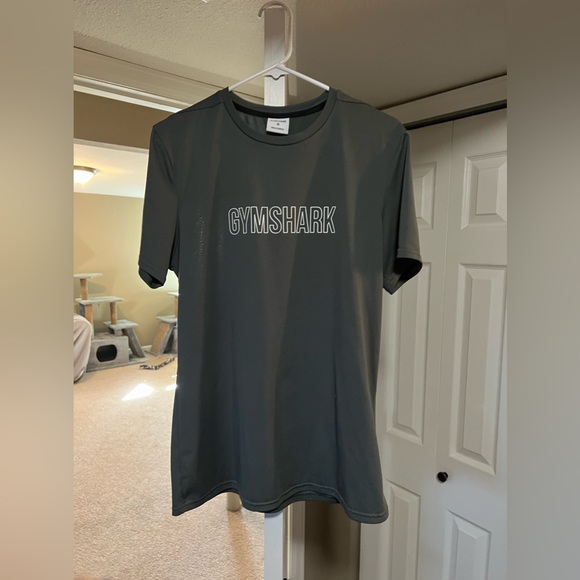 Gymshark Other - Gym shark shirt